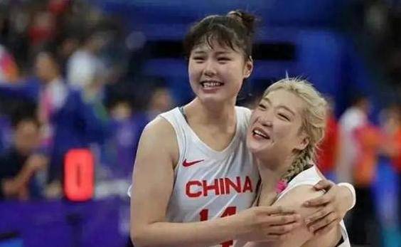 其中多名球, 反而互相打